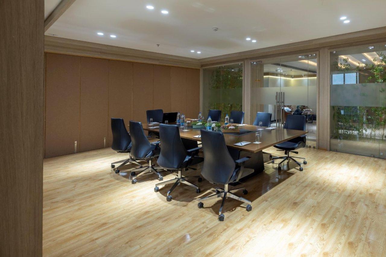 Sarovar Portico Morbi Экстерьер фото
