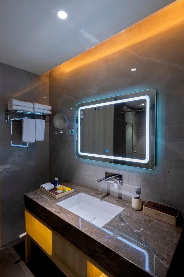 Sarovar Portico Morbi Экстерьер фото