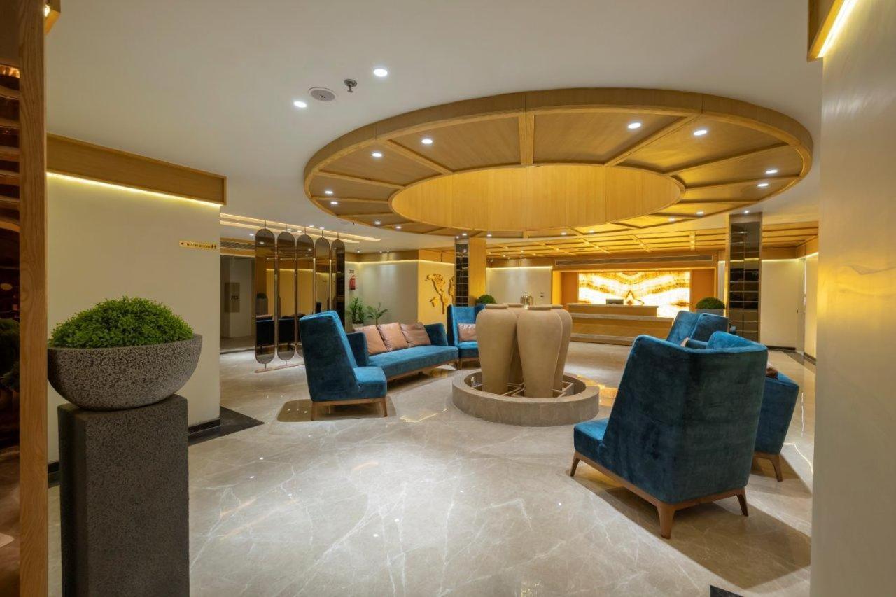 Sarovar Portico Morbi Экстерьер фото