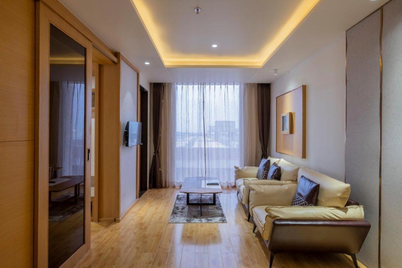 Sarovar Portico Morbi Экстерьер фото
