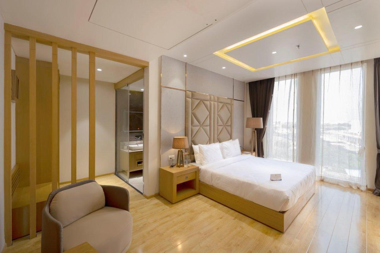 Sarovar Portico Morbi Экстерьер фото