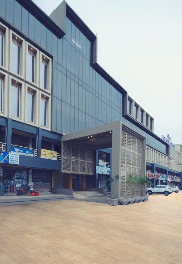 Sarovar Portico Morbi Экстерьер фото