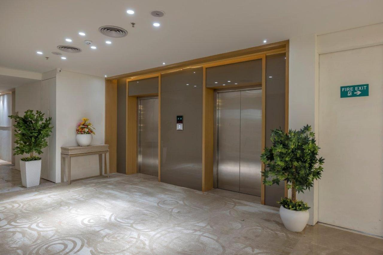 Sarovar Portico Morbi Экстерьер фото