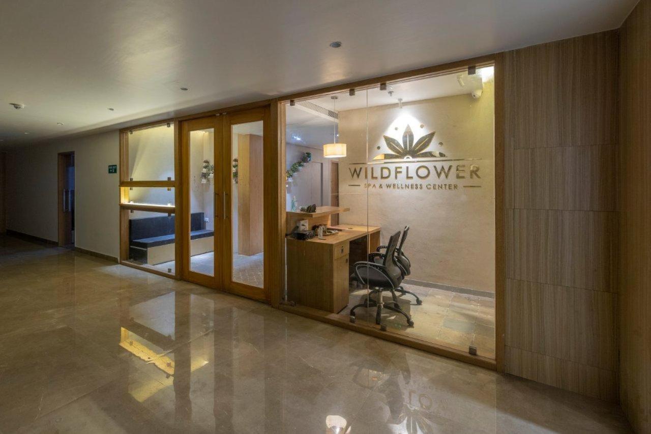 Sarovar Portico Morbi Экстерьер фото