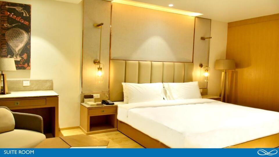 Sarovar Portico Morbi Экстерьер фото